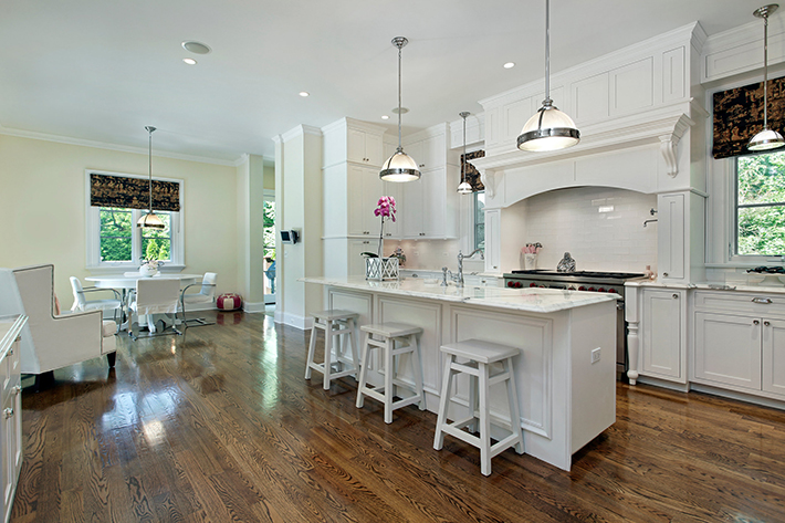 Three Tips for Selecting the Perfect Wood Floor for your Kitchen