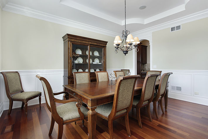 5 Reasons Hardwood Floors are Better Than Carpet for Your Michigan Home